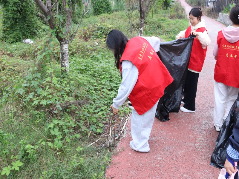 lqQR_1764902454558034475.jpg IMG_9800.jpg